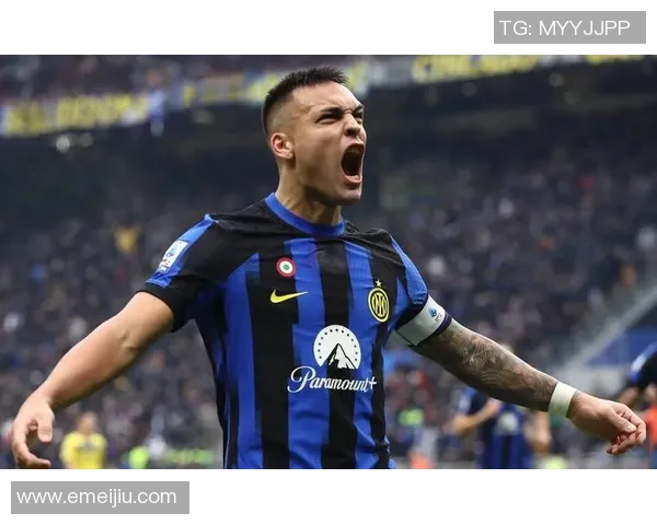 西甲赛场惊现冷门AC米兰大胜切尔西引发转会热议